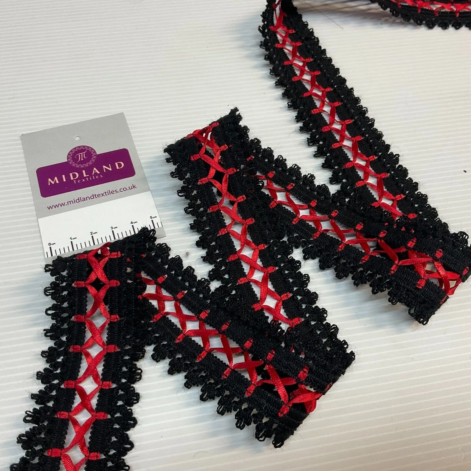 35mm wide Ribbon Lace trimming edging border M1720