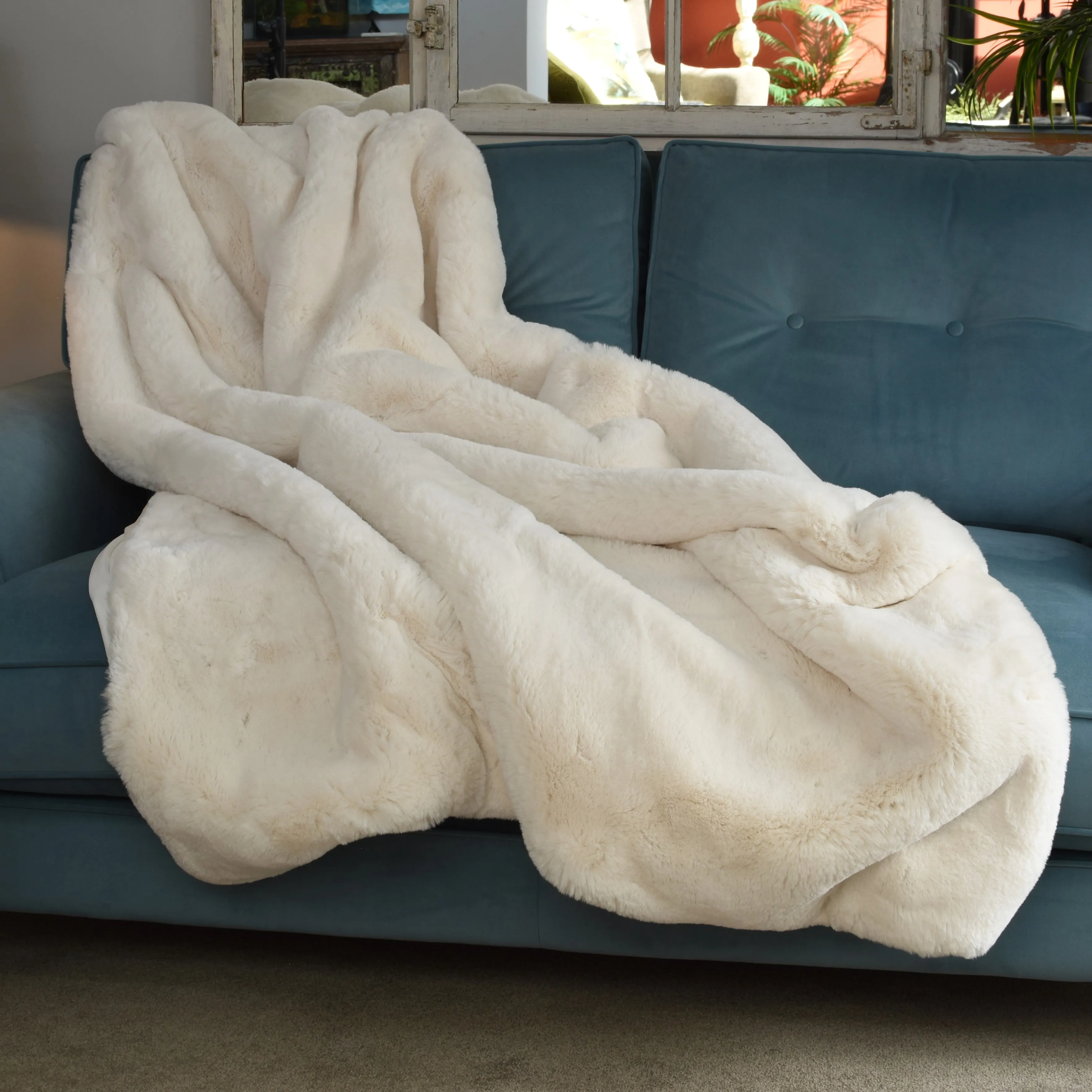 Luxury Fur Throw - Off White