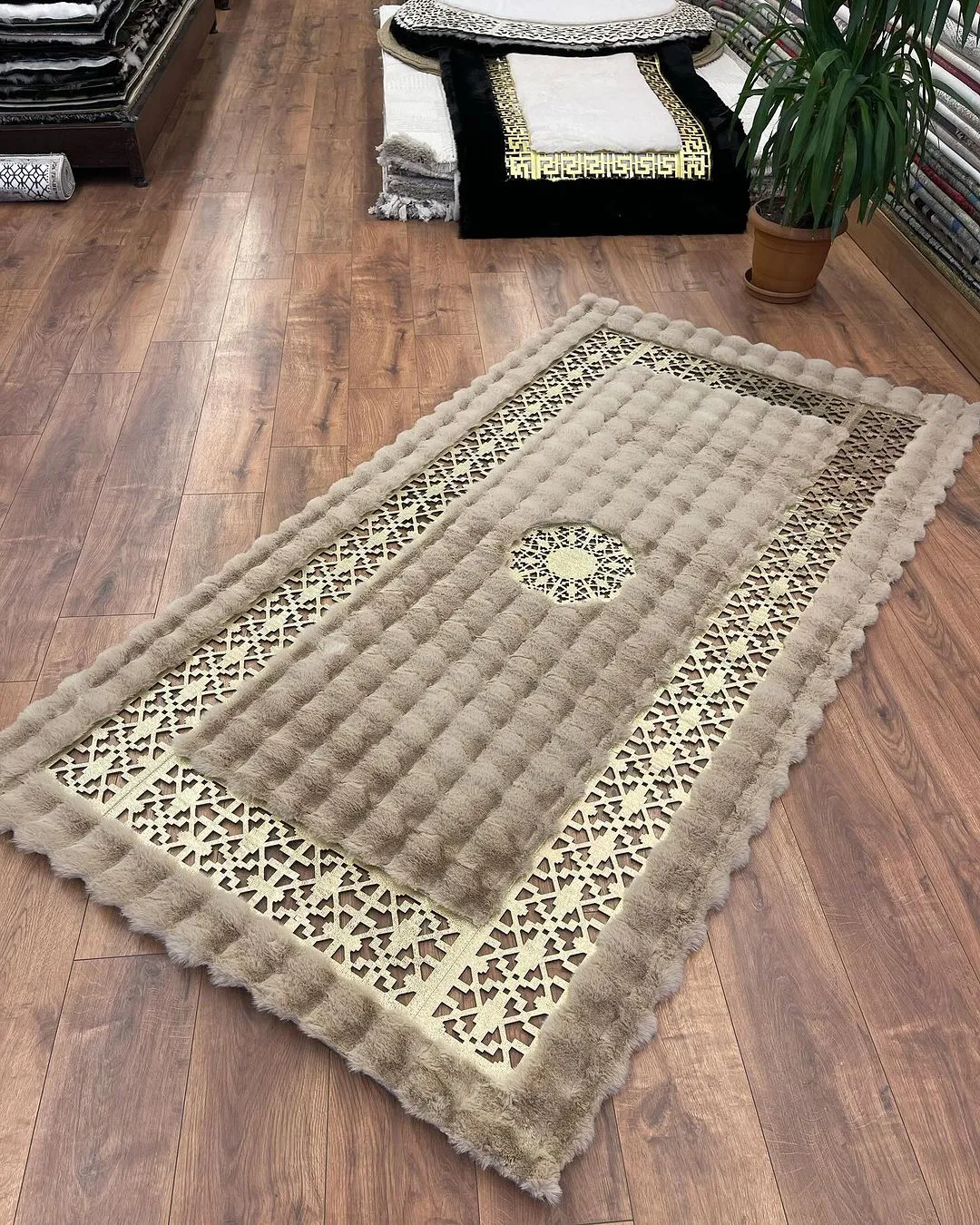 Unique Beige Ultra Soft Faux Fur Area Rug, Luxury Living Room Elegance